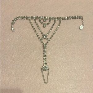 Very Chic Claire’s Rhinestone Hand Chain Bracelet Jewelry